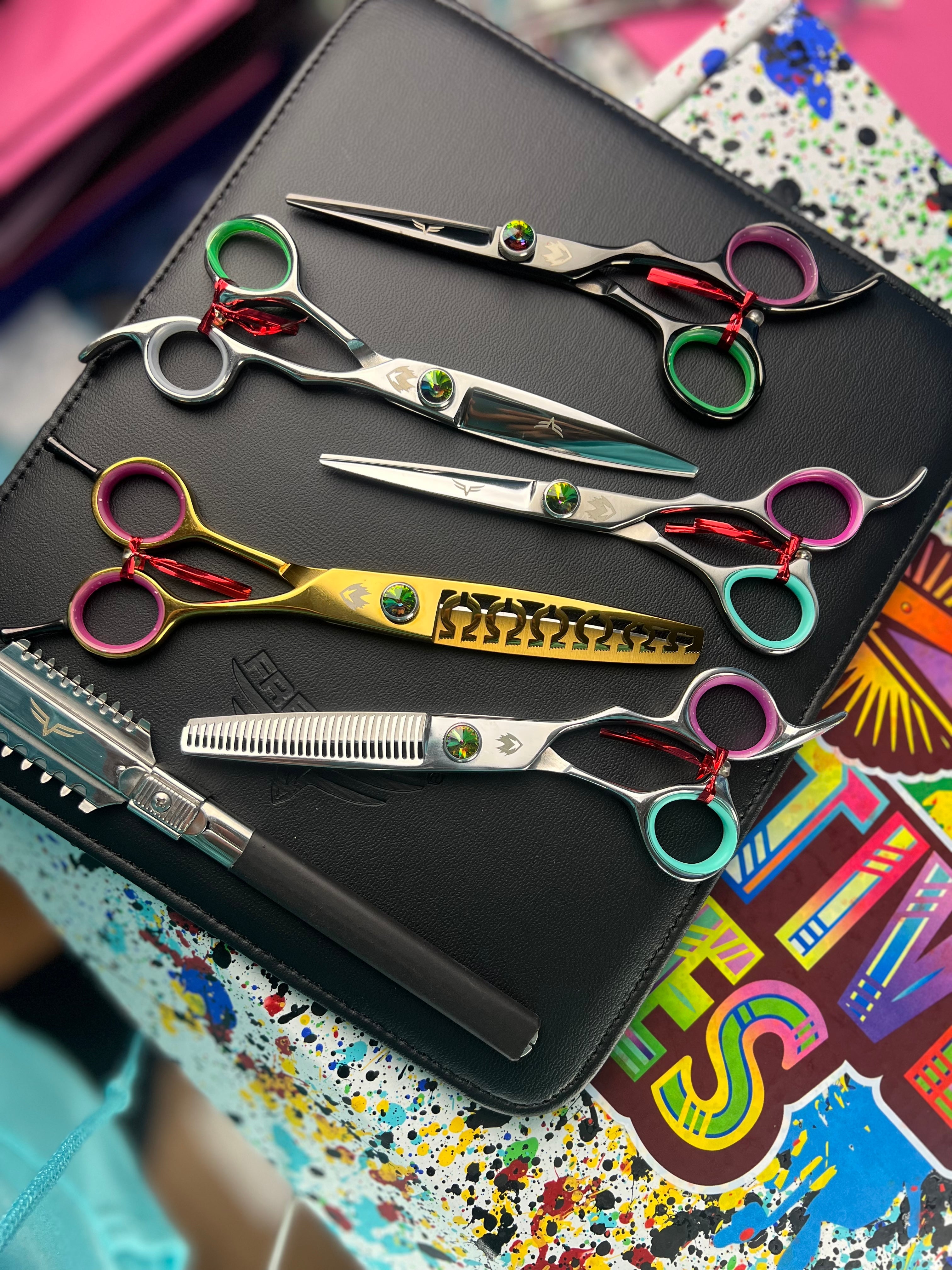 The Artist Touch Limited Edition for Groomer & Stylists. Order Today & We Ship Tomorrow!